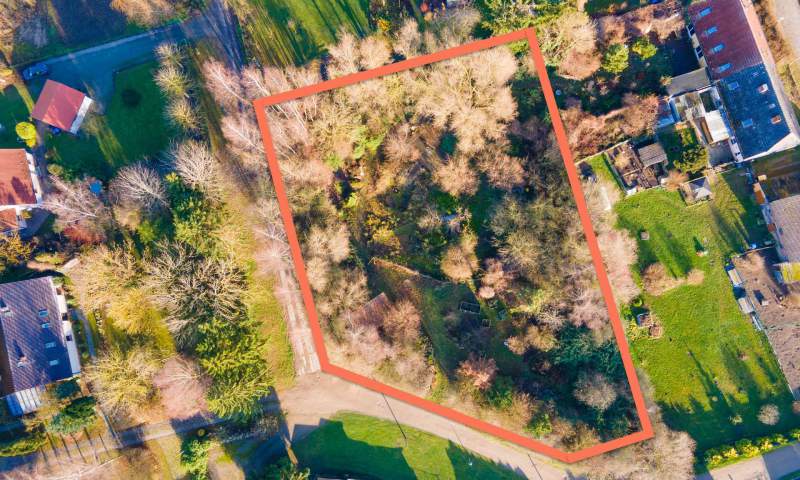 Außergewöhnliches Gartengrundstück mit parkähnlichem Charakter