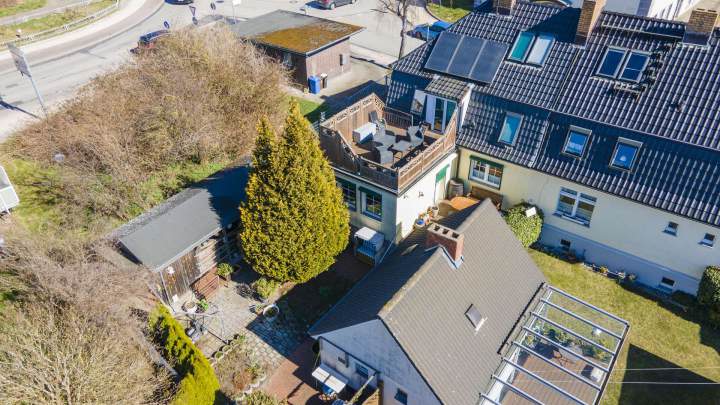 Doppelhaushälfte mit 2 Wohneinheiten, Dachterrasse und Ostseeblick in Sassnitz