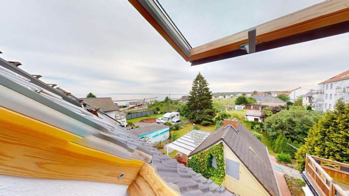 Große Doppelhaushälfte mit Dachterrasse und Ostseeblick in Sassnitz