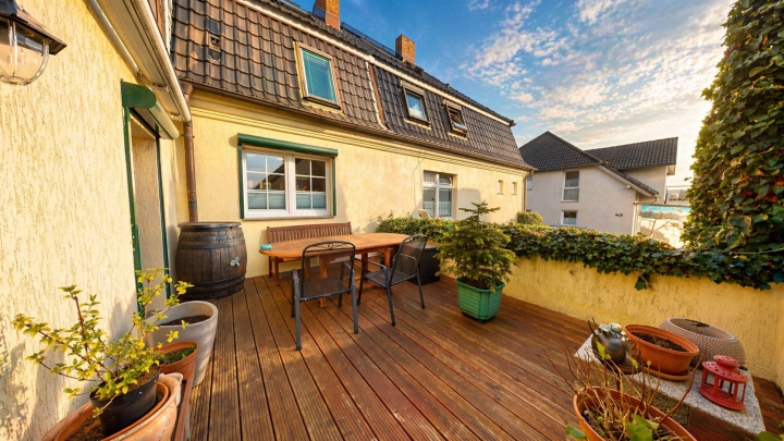 Doppelhaushälfte mit 2 Wohneinheiten, Dachterrasse und Ostseeblick in Sassnitz