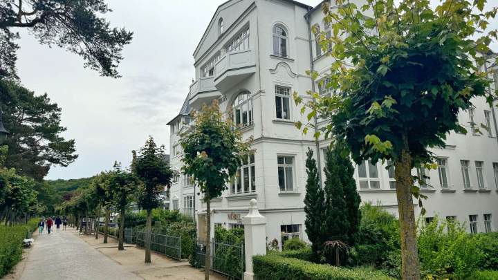 Elegantes Meerblickappartement in begehrter Lage
