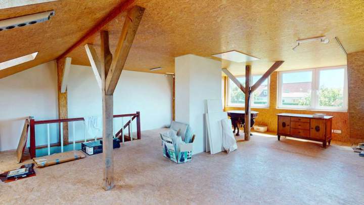 Einfamilienhaus mit großem Grundstück – Gestaltungspotenzial inklusive