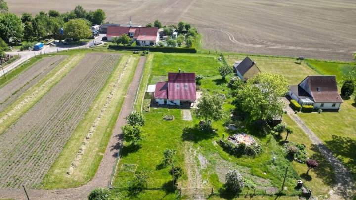 Einfamilienhaus mit großem Grundstück – Gestaltungspotenzial inklusive