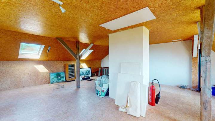 Einfamilienhaus mit großem Grundstück – Gestaltungspotenzial inklusive
