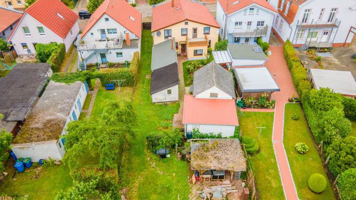 Doppelhaushälfte mit  Garage und Garten auf der Insel Rügen