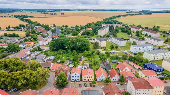 Doppelhaushälfte mit  Garage und Garten auf der Insel Rügen