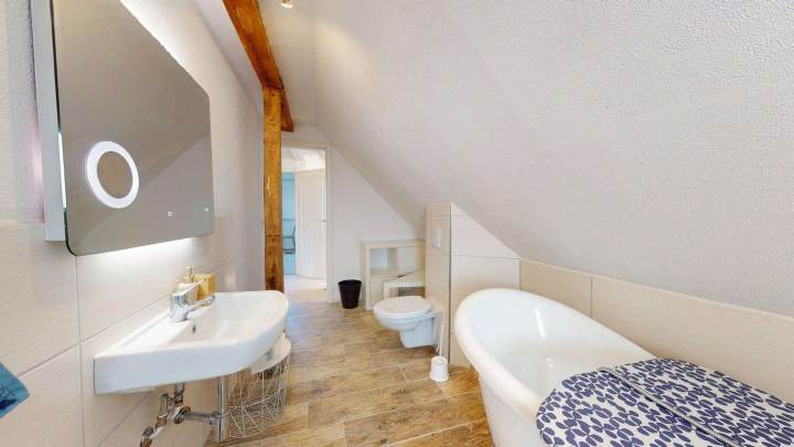 Schönes Landhaus mit großzügigem Nebengelass
