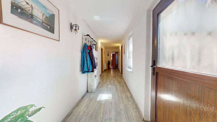 Schönes Landhaus mit großzügigem Nebengelass