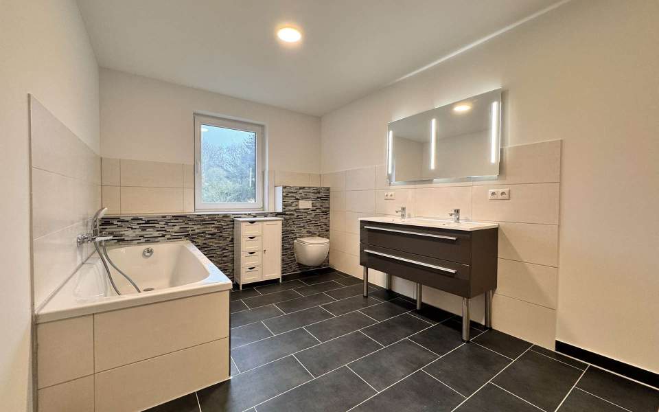 Badezimmer EG
