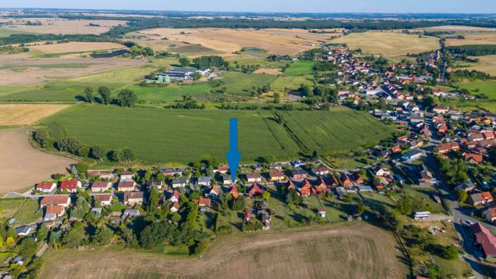 Schönes Einfamilienhaus mit großem Grundstück und Nebengelass bei Malchin