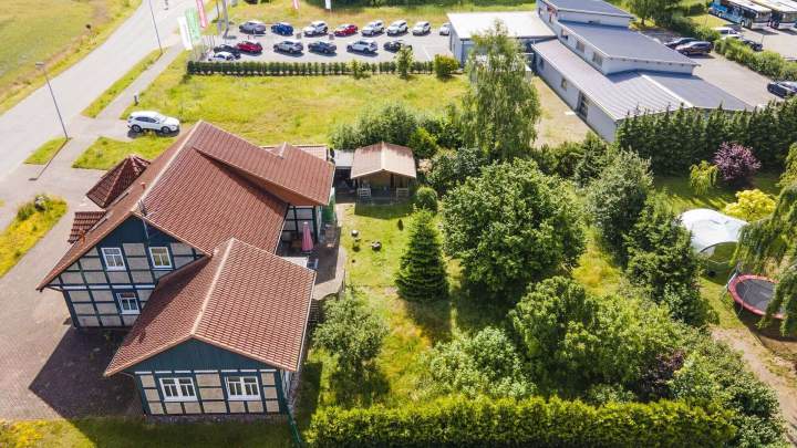 Schönes Objekt mit zwei gut vermieteten Einheiten