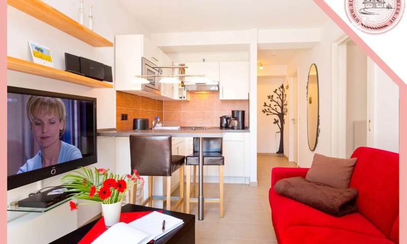 Attraktives Ferienappartement nur 100 m vom Sandstrand entfernt.