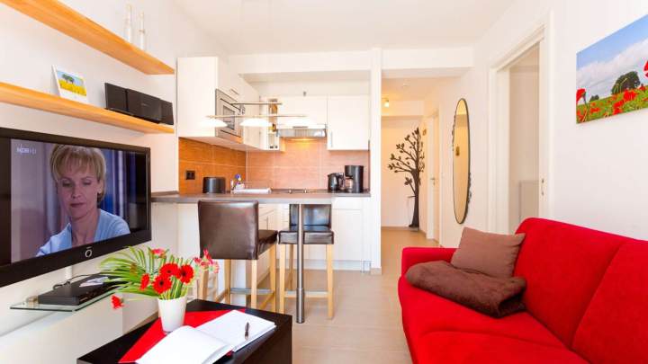 Attraktives Ferienappartement nur 100 m vom Sandstrand entfernt.