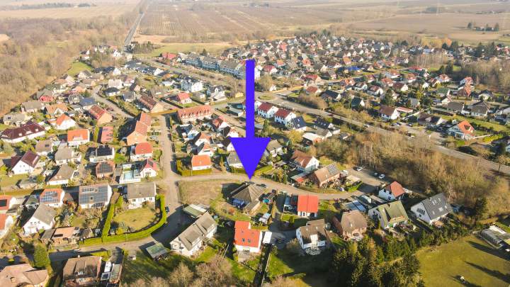 Schöner Winkelbungalow mit Wintergarten