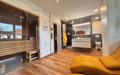 Badezimmer mit Sauna