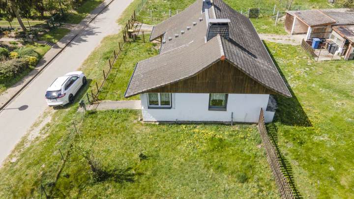 Handwerker aufgepasst ! Schöner Bungalow zum Selbstgestalten in ruhiger Umgebung