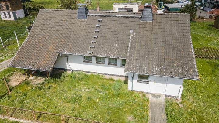Handwerker aufgepasst ! Schöner Bungalow zum Selbstgestalten in ruhiger Umgebung