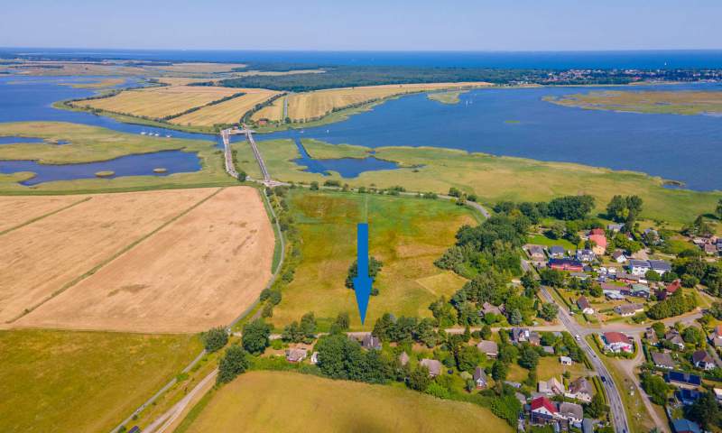 Haus mit 2 Wohneinheiten am Wasser – Wohnen, wo andere Urlaub machen