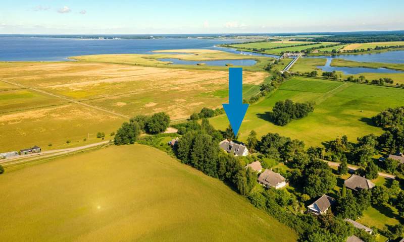 Zwei-Familien-Haus am Wasser – Wohnen, wo andere Urlaub machen