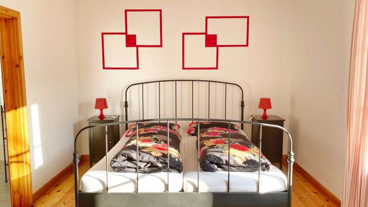 Stilvolles Appartementhaus mit 11 Ferienwohnungen an der Uferpromenade der Altstadt von Sassnitz