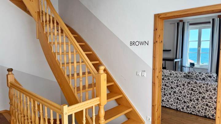 Stilvolles Appartementhaus mit 11 Ferienwohnungen an der Uferpromenade der Altstadt von Sassnitz