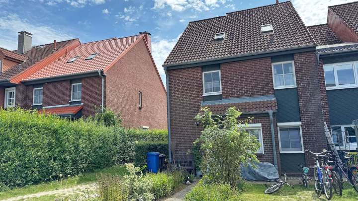 Reihenhaus mit Südterrasse und Einliegerbereich bei Sagard