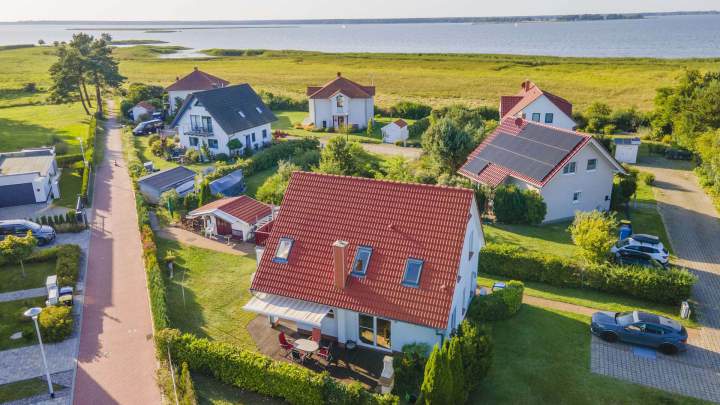 Den Bodden im Blick - Spannende Immobilie in Toplage