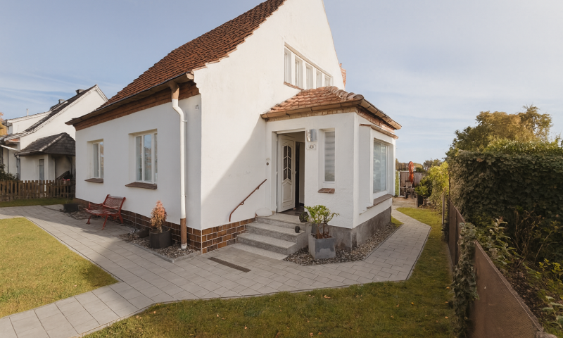 Einfamilienhaus mit Einliegerwohnung in Toplage