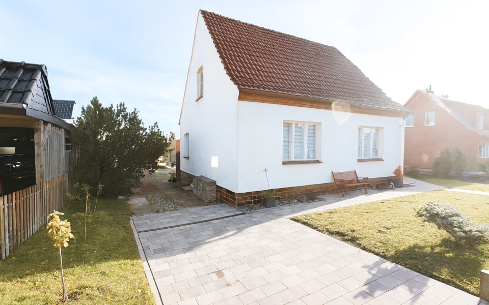 Auffahrt - Stellplatz