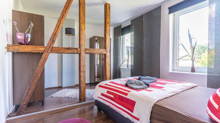 Wohn- und Geschäftshaus in Hafennähe!