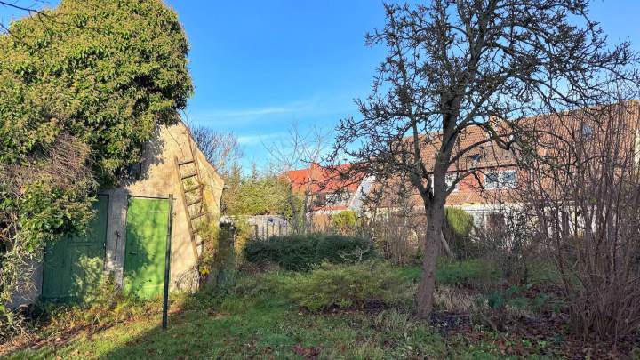 Doppelhaushälfte mit großem Grundstück – flexibel nutzbar in zentraler Ortslage im Norden Rügens