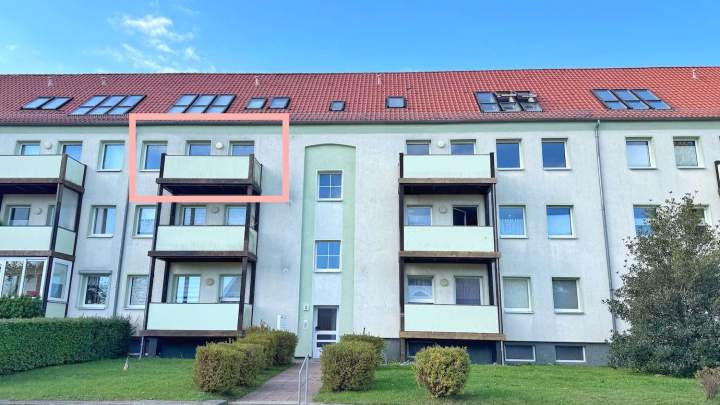 Gut geschnittene 3-Zimmer-Wohnung mit Balkon und Stellplatz in Sassnitz